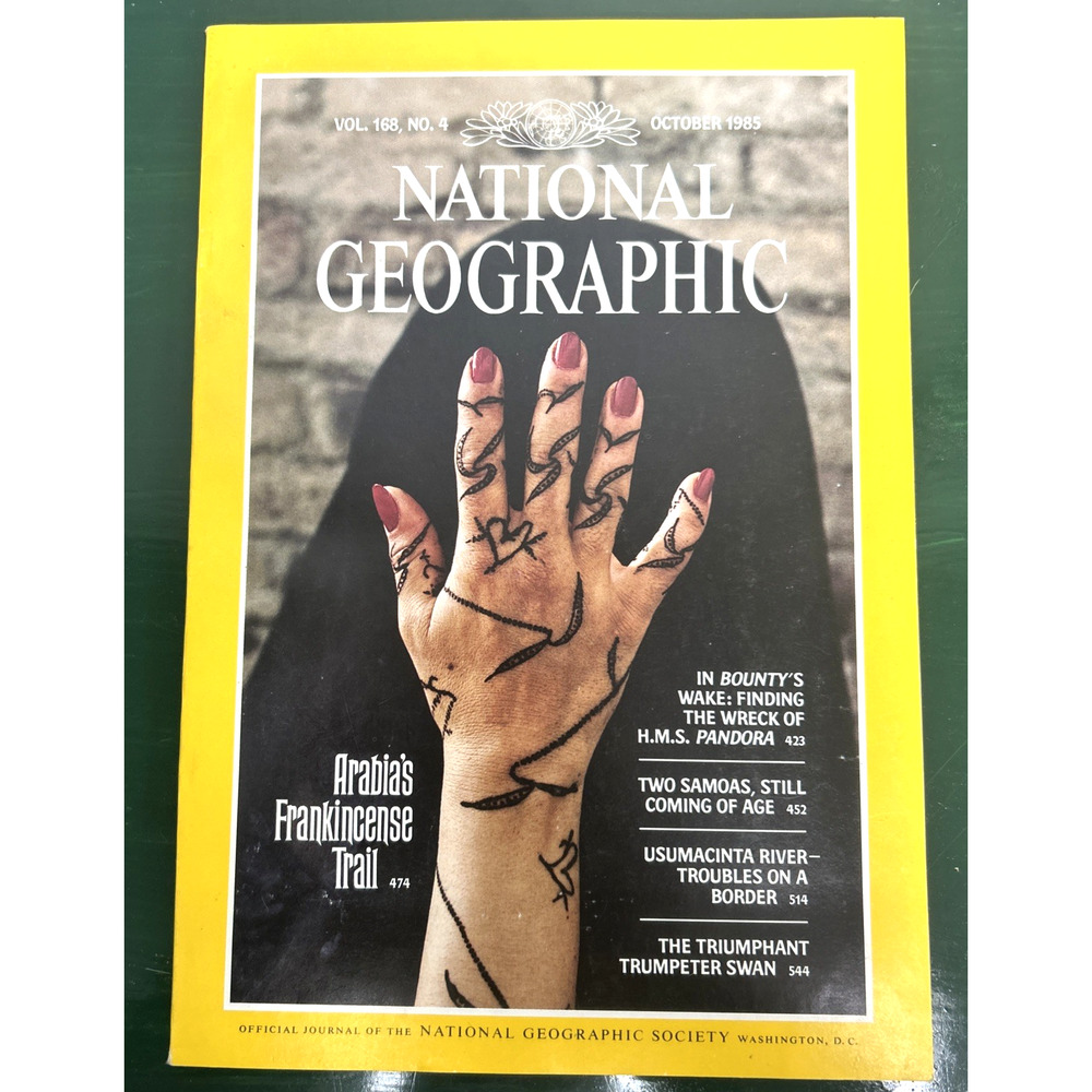 National Geographic Magazine October 1985 Frankincense Pandora Samoas Swan